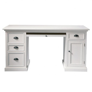 Bureau  Newport