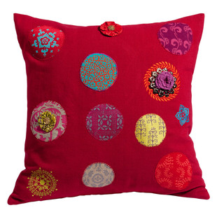 Housse de coussin Zangora accessoirisée