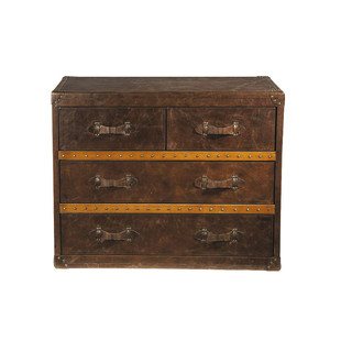 Dresser  Jules Verne