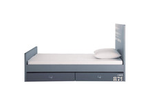 Bett  Cargo