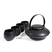 Teapot and 4 cups set