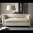 Canapé 3 places fixe capitonné<br />Chesterfield