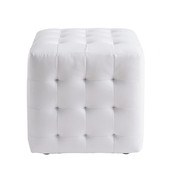 Puf blanco Chesterfield