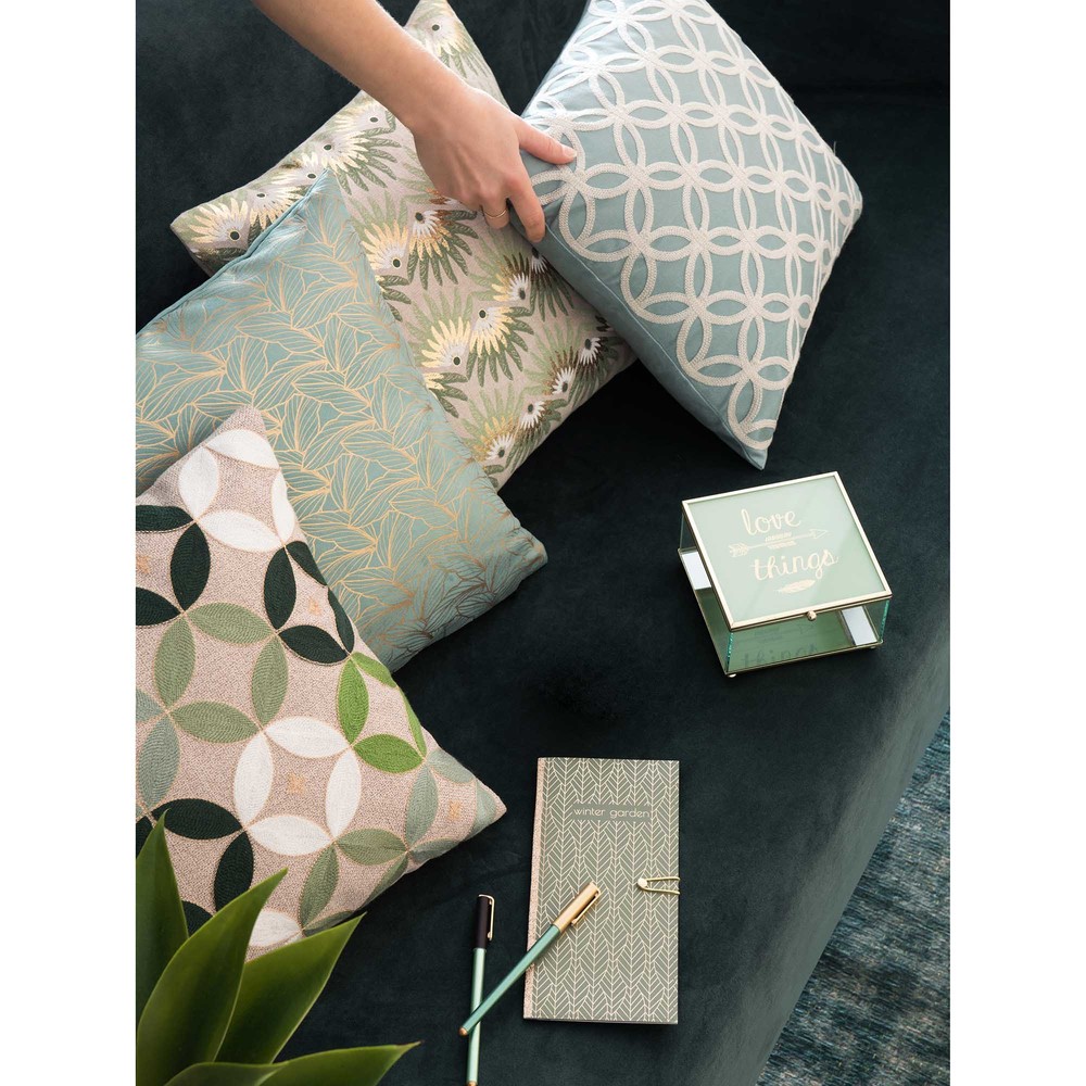 Kissenbezug aus Stoff beige mit grünen Motiven 40 x 40 Agave Maisons du Monde