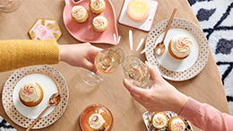 Globus in Gold und Schwarz | Maisons du Monde